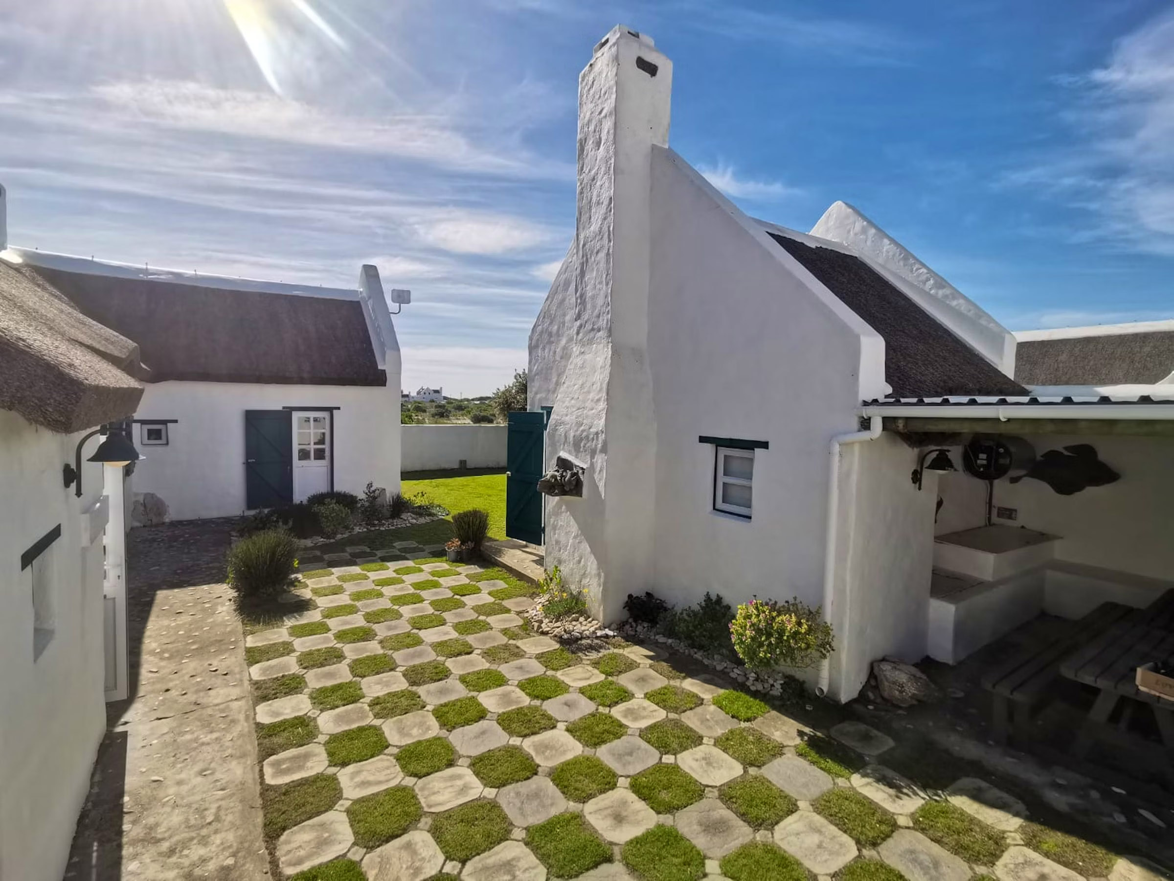 casa pescador self catering holiday beach house for rental booking in langezandt struisbaai cape town casa pescador self catering holiday beach house for rental booking in langezandt struisbaai cape town
