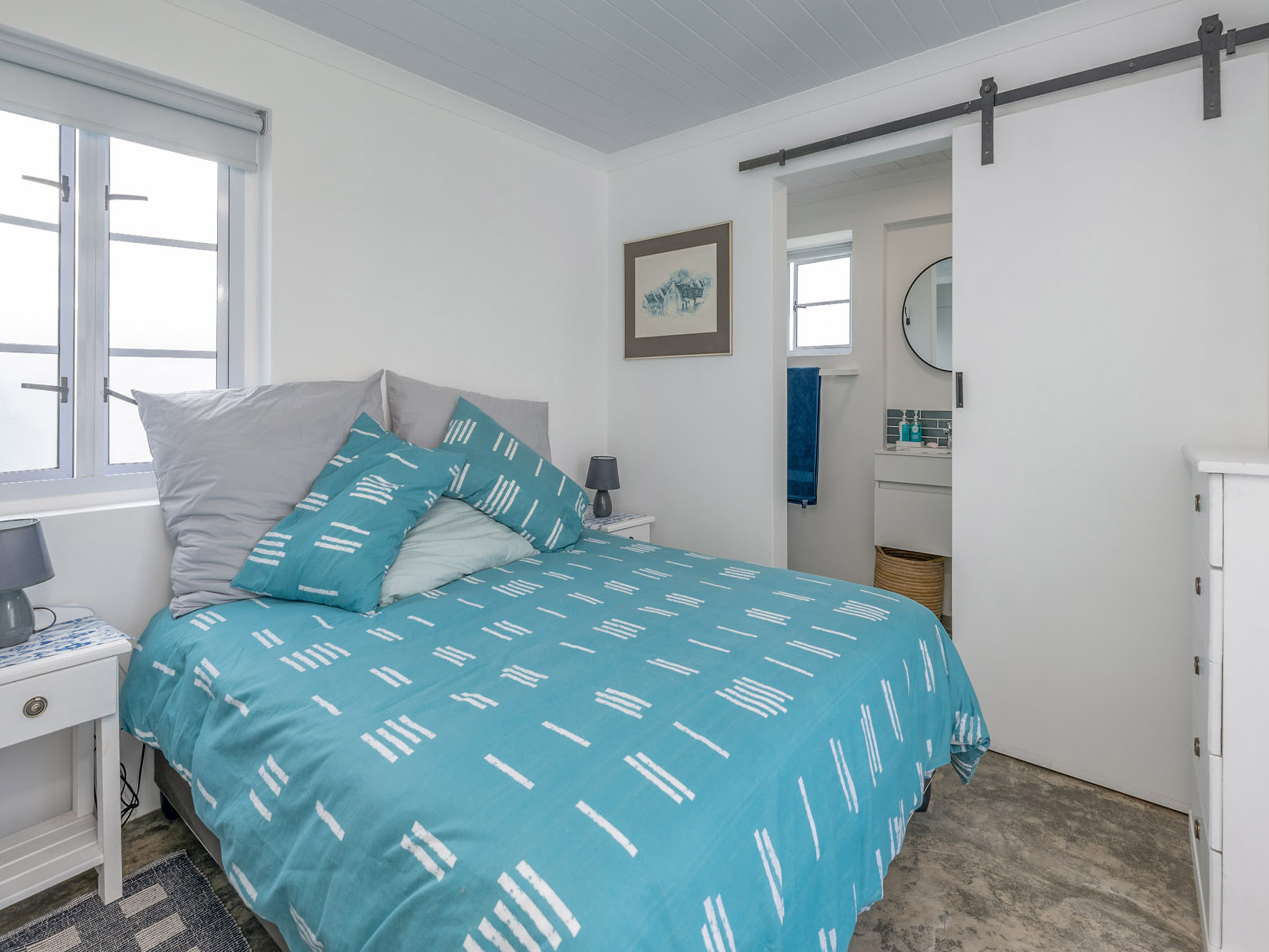 Sunbury beach house self catering accommodation in Langezandt Struisbaai Sunbury beach house self catering accommodation in Langezandt Struisbaai